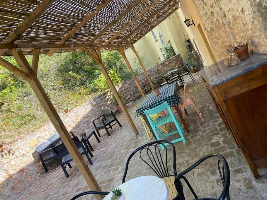 Casa Vacanze Fonte Del Menotre Фолиньо Экстерьер фото